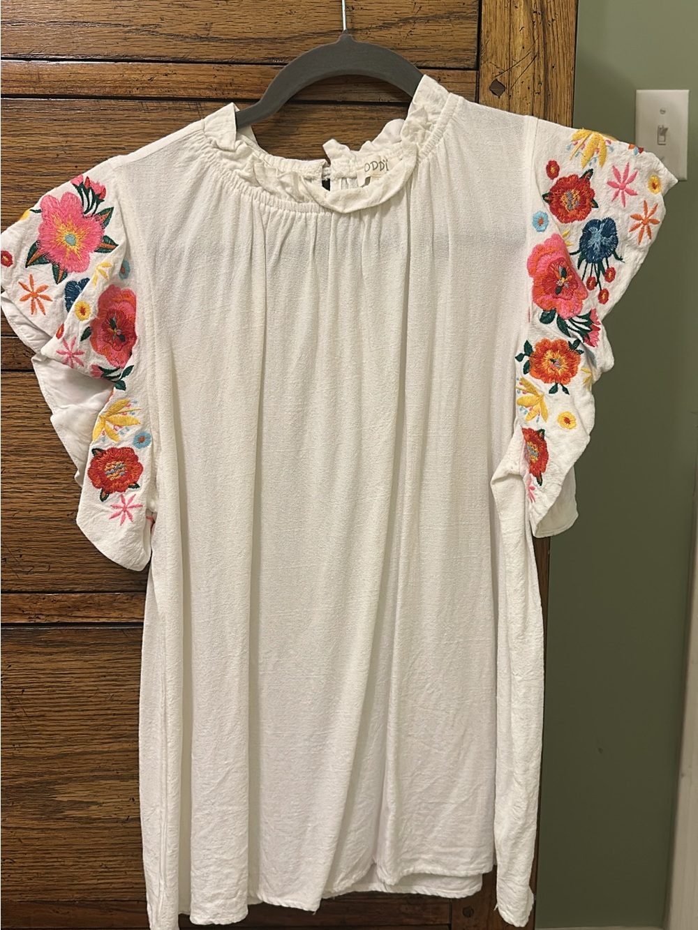 Oddy embroidered blouse